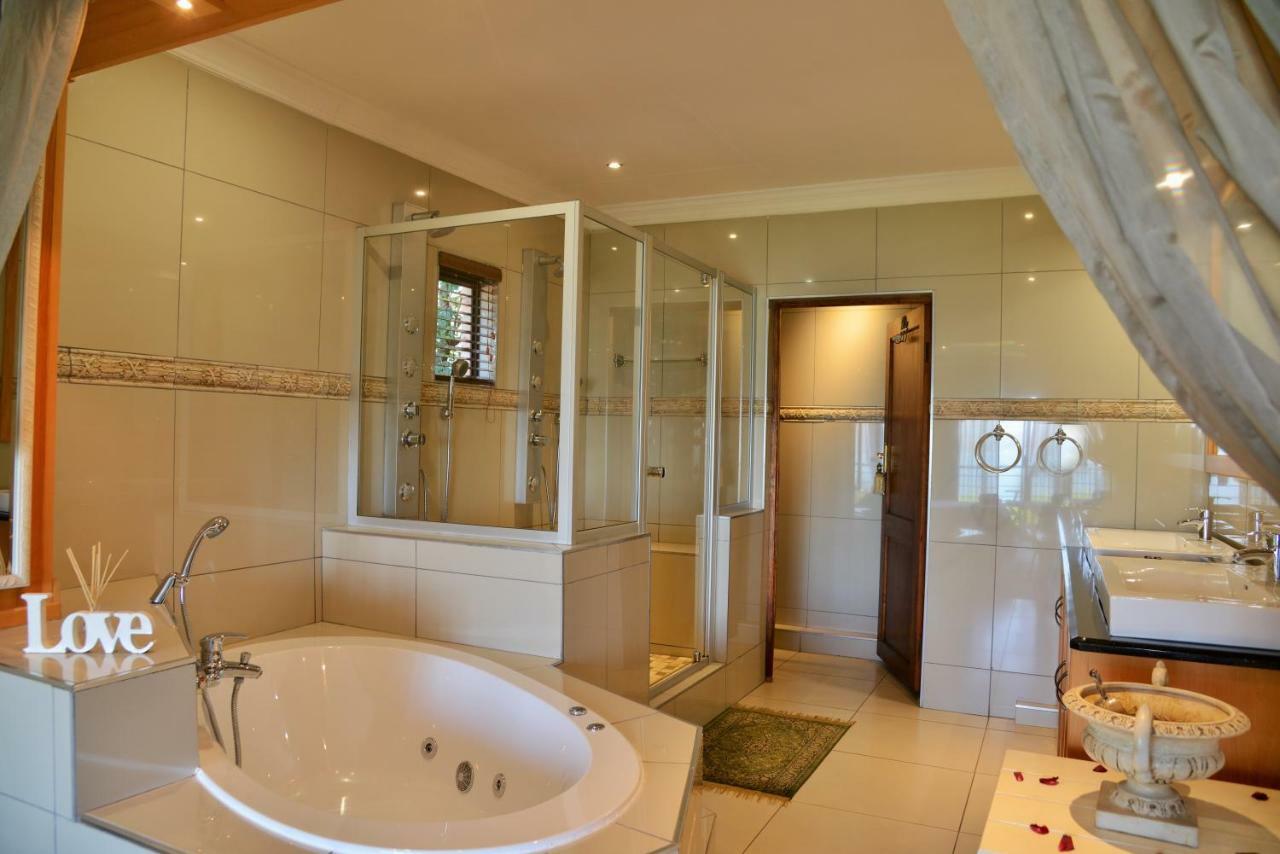 Stirling Manor Boutique Guest House Hartbeespoort Exterior photo